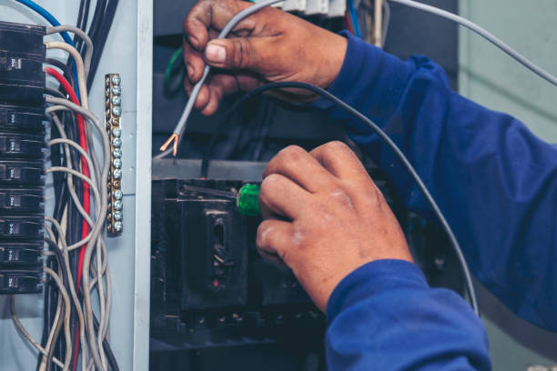 Best Local Electrician Companies  in Grove City, OH